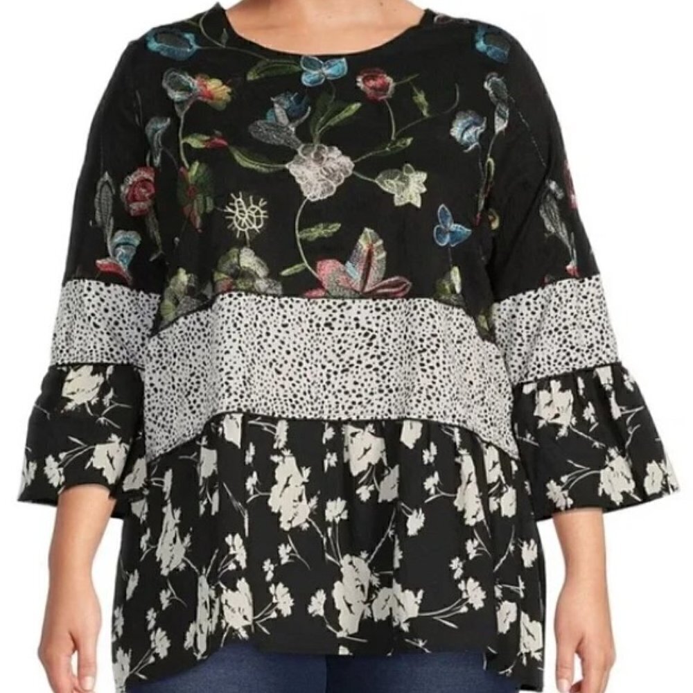 Calessa Medium Black Embroidered Floral Patchwork Print 3/4 Sleeve Tunic